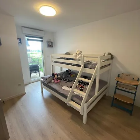 Apartment Myhomezen Disneyland Val D'europe - 3d Playstation 4 Montevrain